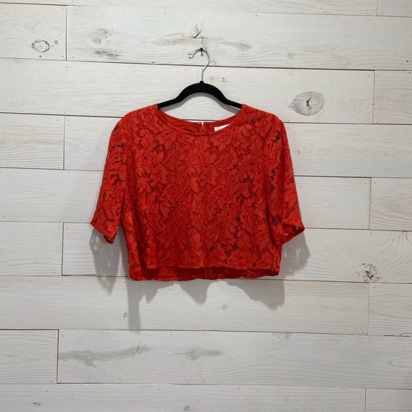 Lovers + friends Raine Crop Top - Picture 3 of 5